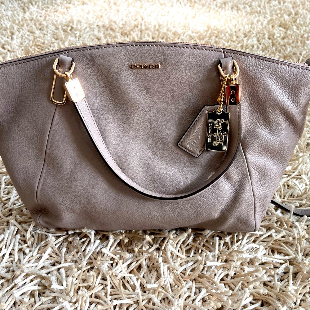Coach NWT grey purse